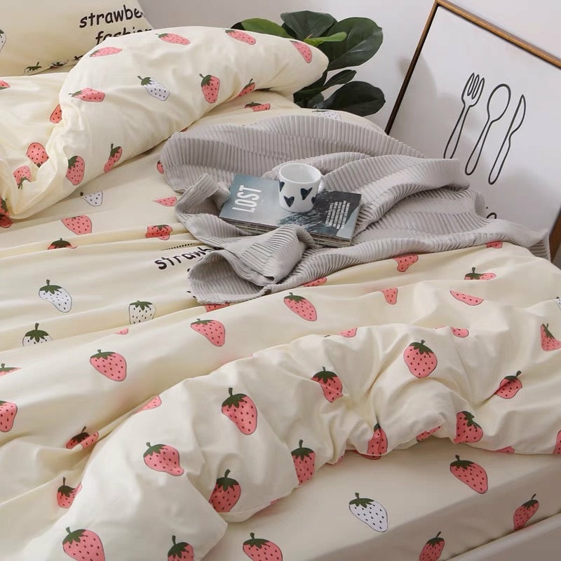 Houseware |  Cute Strawberry Bedding Set Houseware Houseware