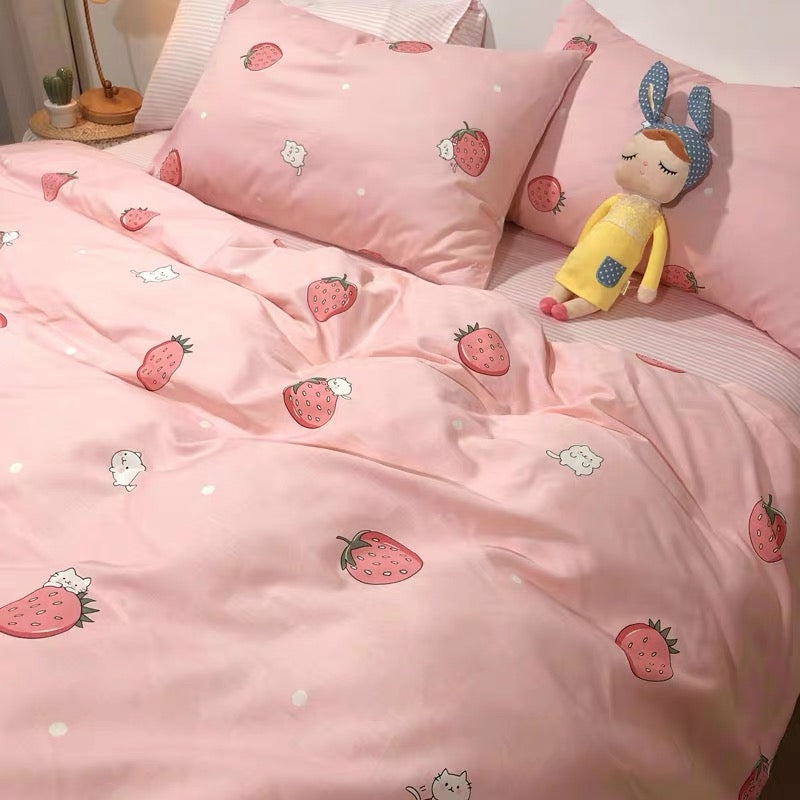 Houseware |  Strawberry Cat Bedding Set Houseware Houseware