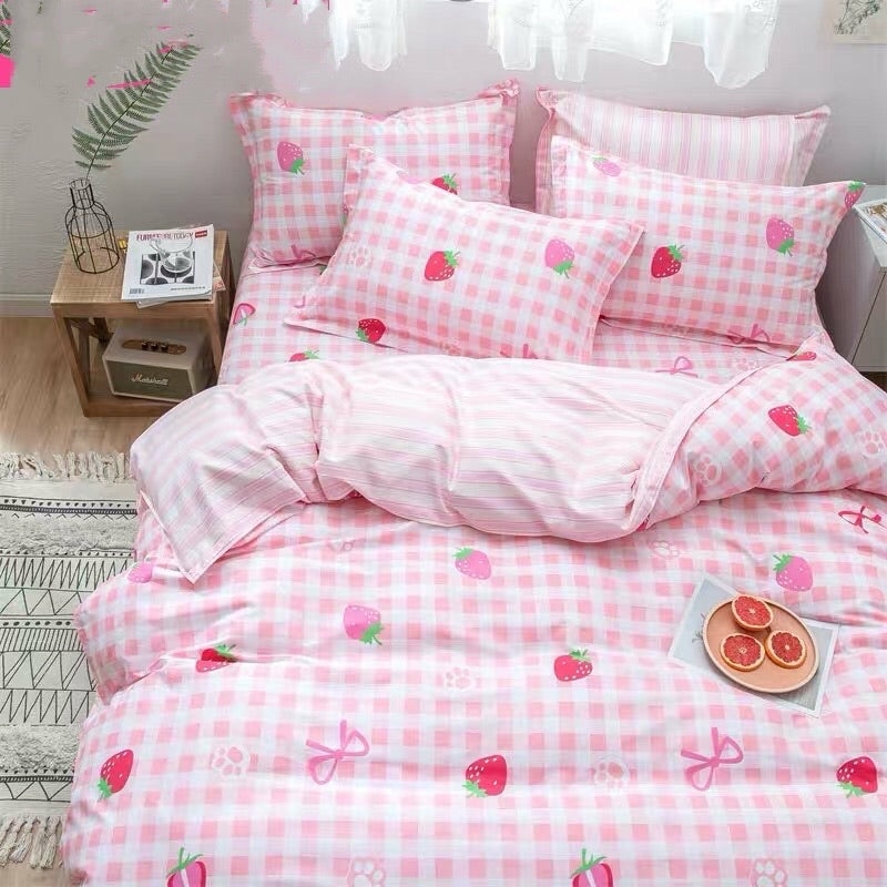 Houseware |  Strawberry With Paw Bedding Set Houseware Houseware