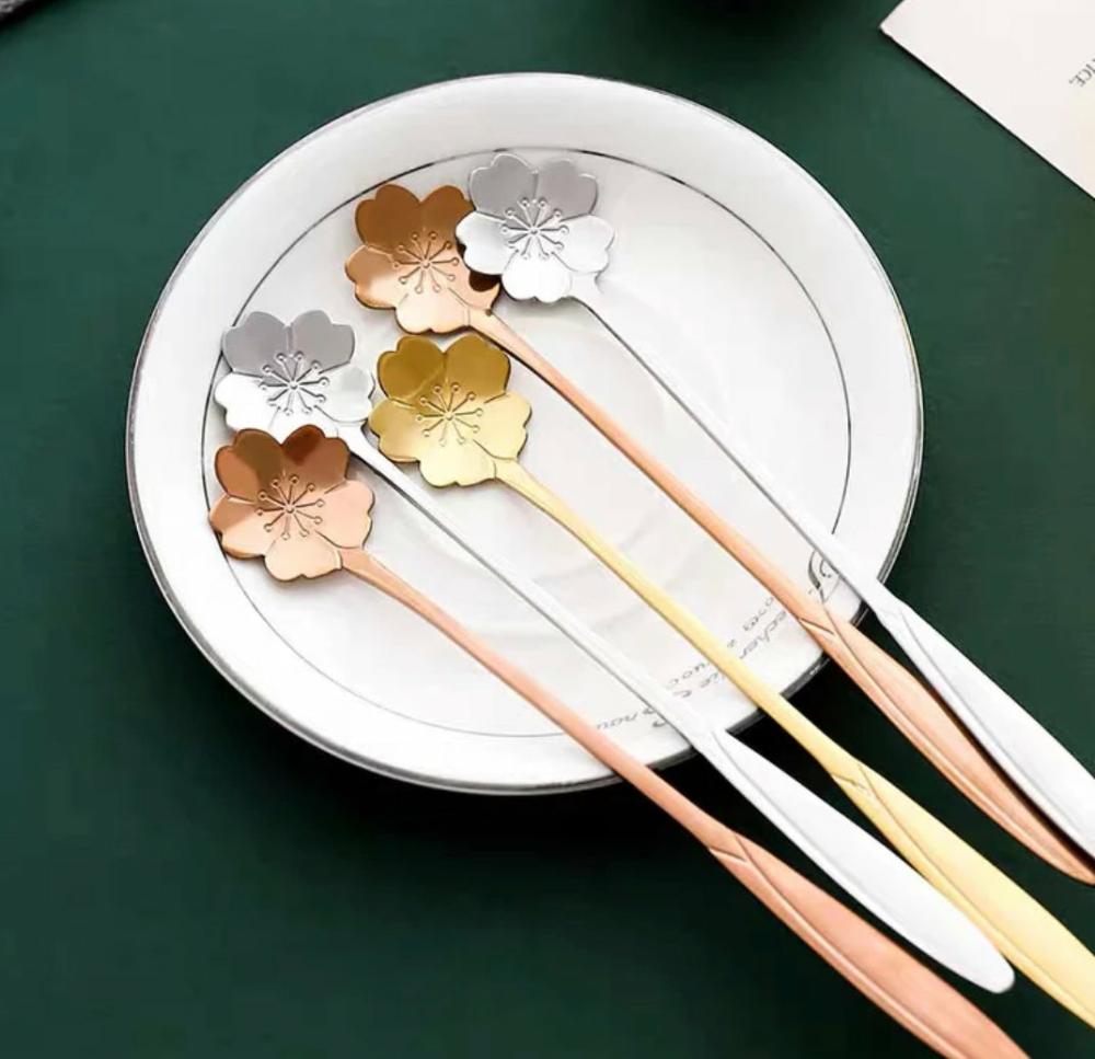 Houseware |  Sweet Sakura Spoon Houseware Gold