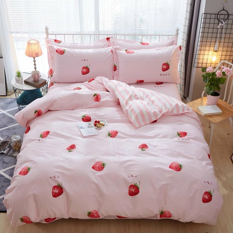 Houseware |  Sweet Strawberry Bedding Set Houseware Houseware