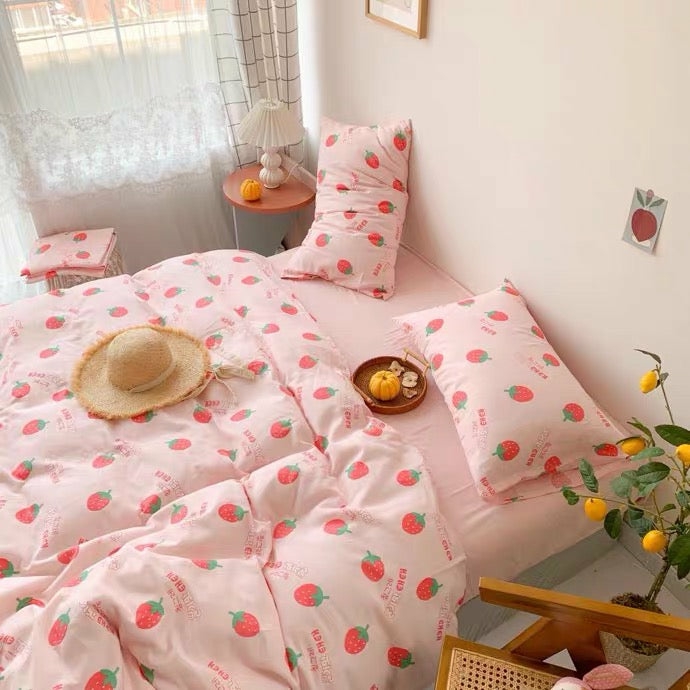 Houseware |  Sweet Strawberry Bedding Set Houseware Houseware