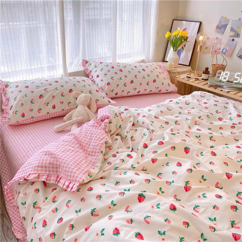 Houseware |  Cute Pinky Strawberry Bedding Set Houseware Houseware